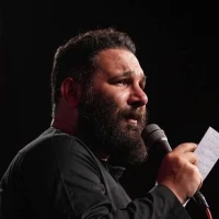 حسین و آغوشت بند کفن باز شد