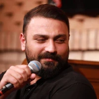 داغدارم جگر ندارم که غیر گریه هنر ندارم که