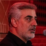 آسمان را به روی تخته‌ی در می‌بردند