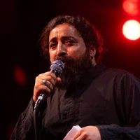 دست گلچین را علی بو می‌کند