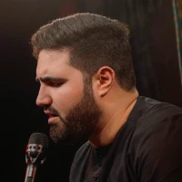 در شب ظلمت فانوس